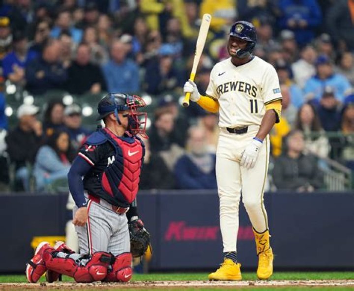 Are the Twins and Brewers rivals?