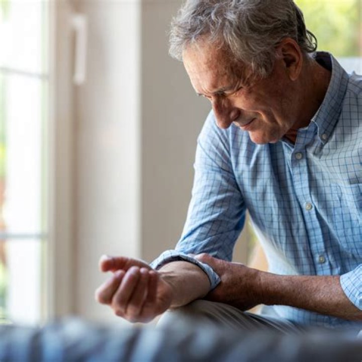 How do people live with gout?